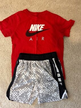 Nike outfit tee shirt & shorts